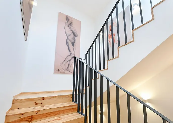 Fontainhas Elite * ポルト