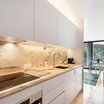 Fontainhas Elite